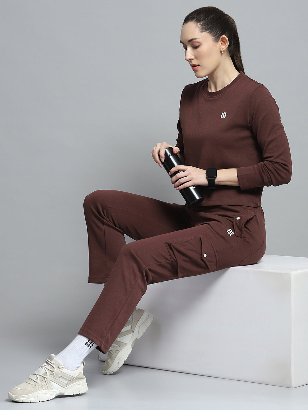 Women Brown Solid Round Neck Full Sleeve Tracksuit