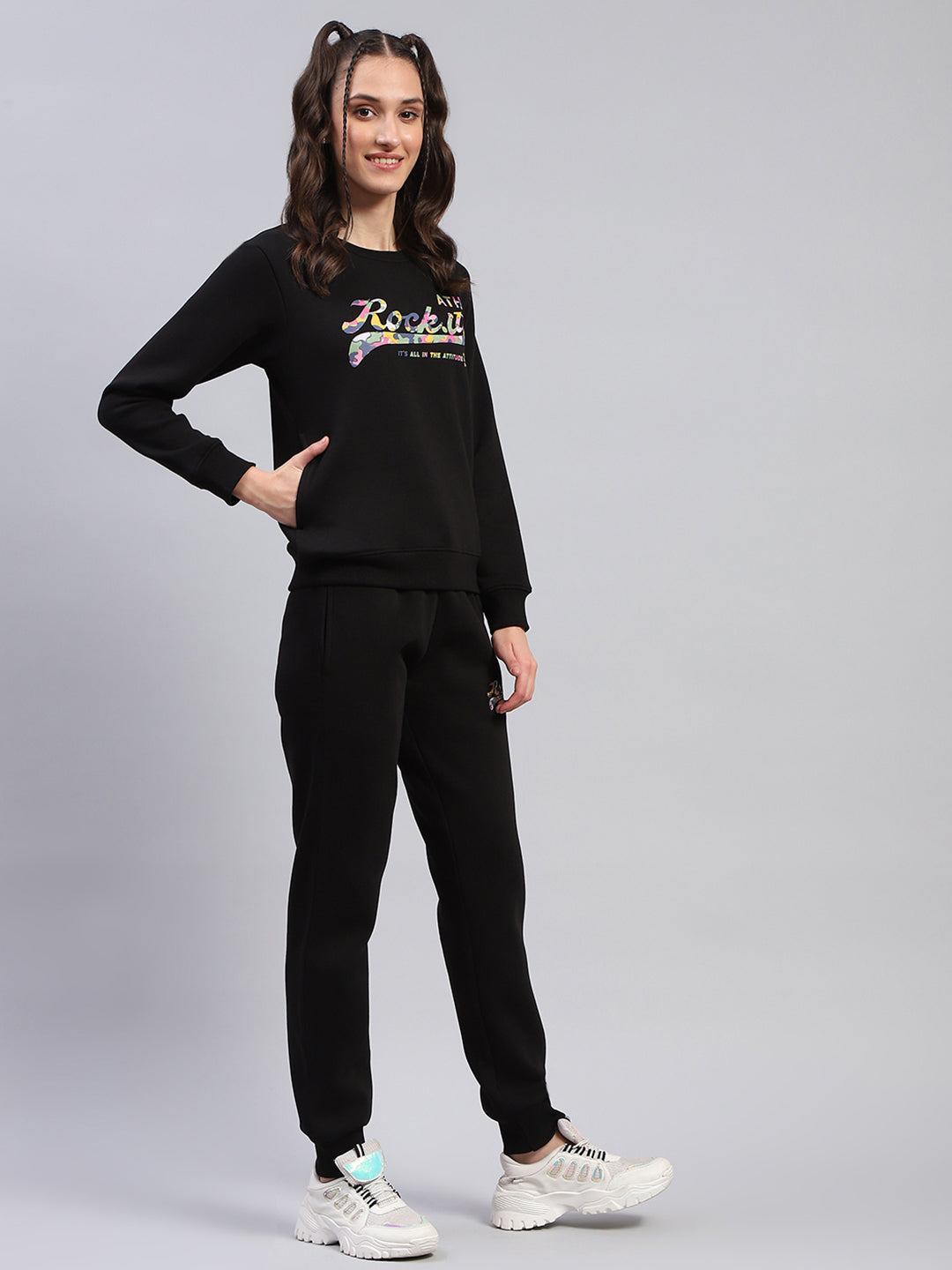 Women Black Printed Round Neck Full Sleeve Tracksuit