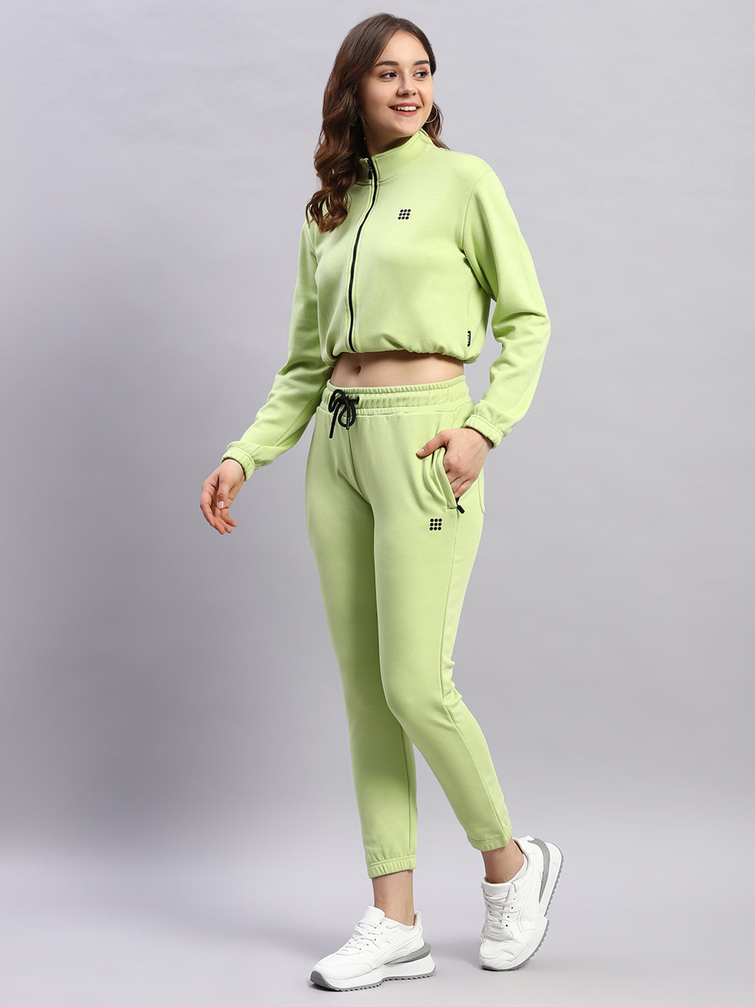 Women Green Solid Mock Neck Full Sleeve Tracksuit