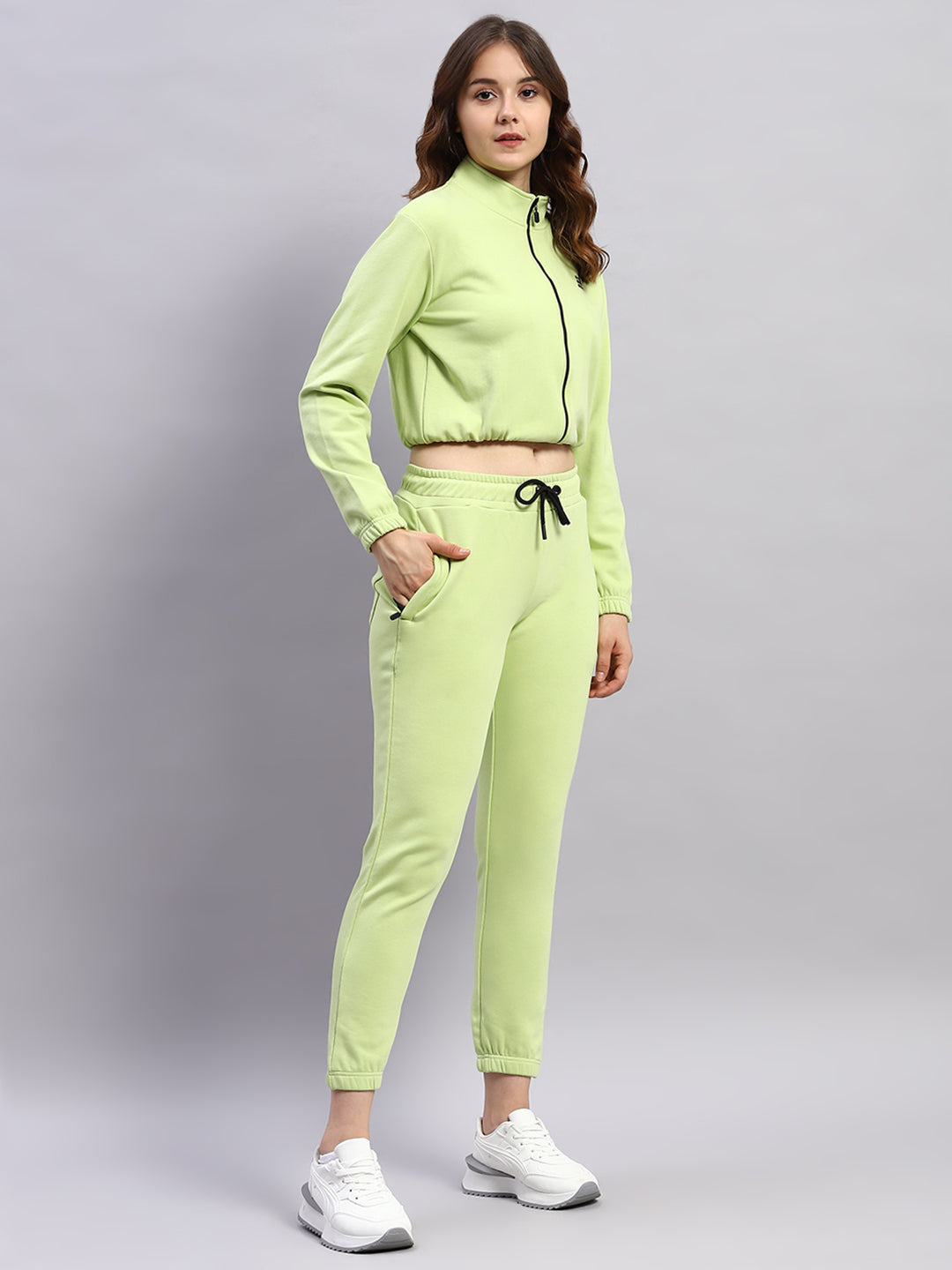 Women Green Solid Mock Neck Full Sleeve Tracksuit