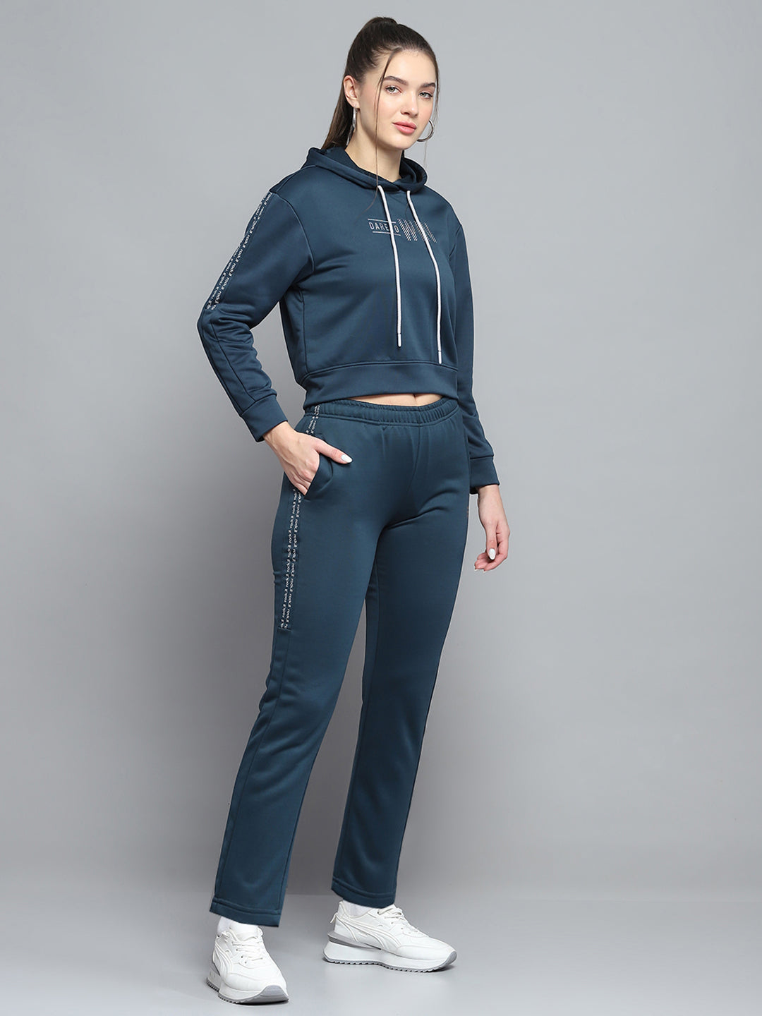 Women Teal Blue Printed Hooded Full Sleeve Tracksuit