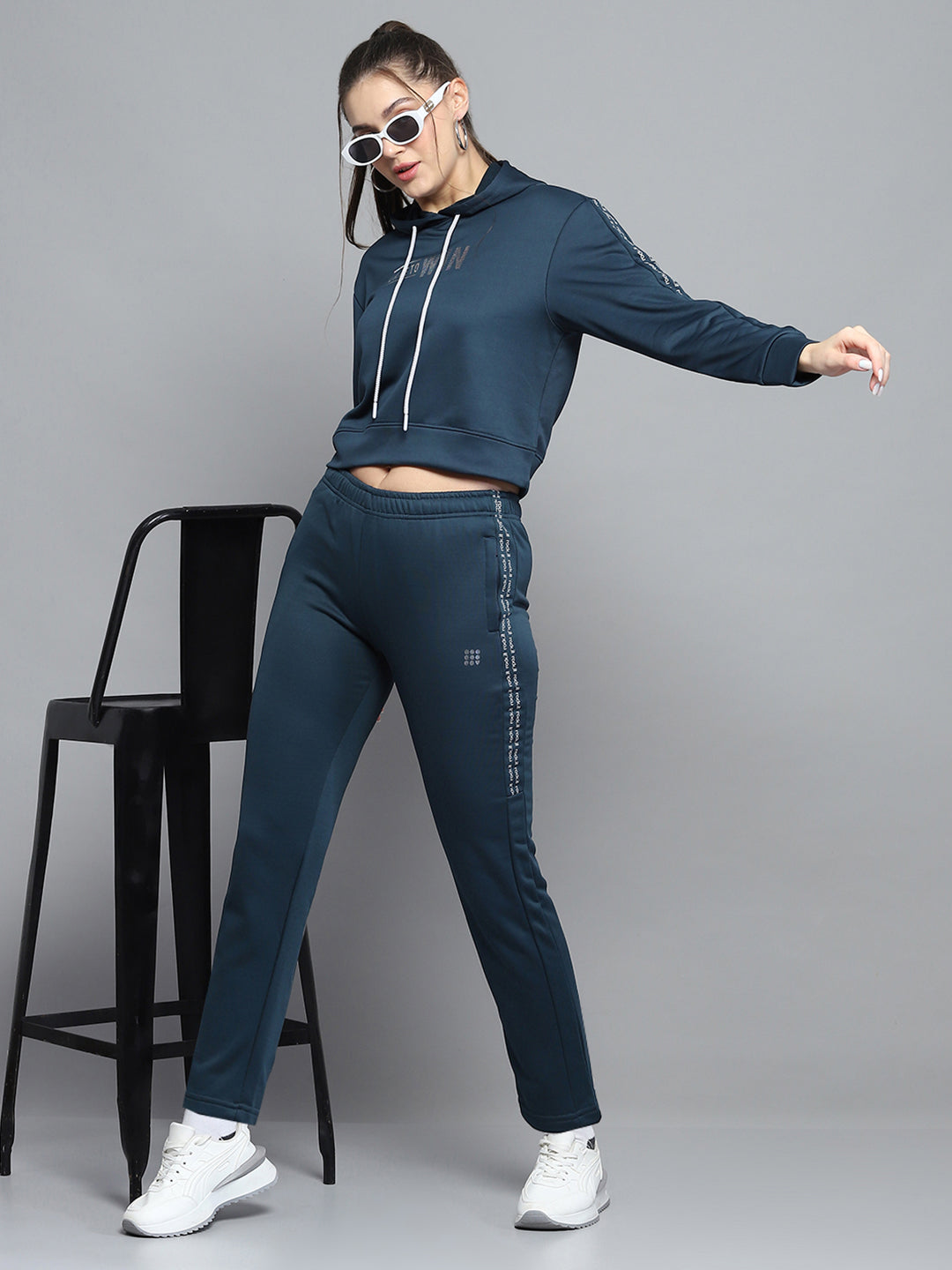 Women Teal Blue Printed Hooded Full Sleeve Tracksuit