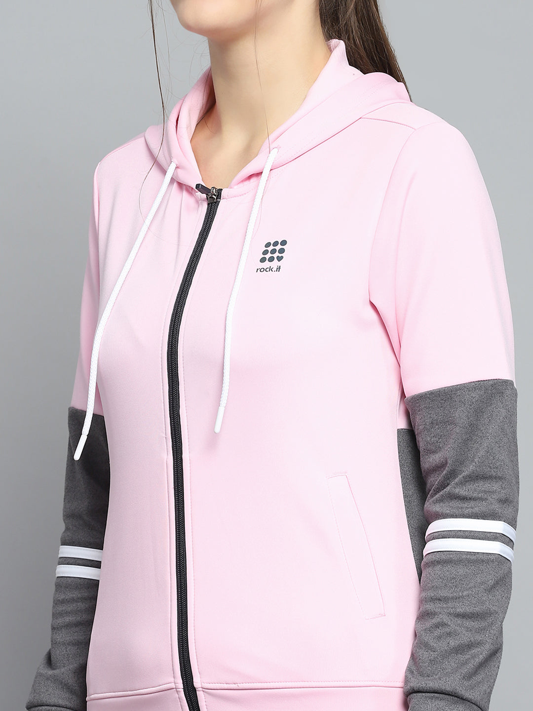 Women Pink Solid Hooded Full Sleeve Tracksuit