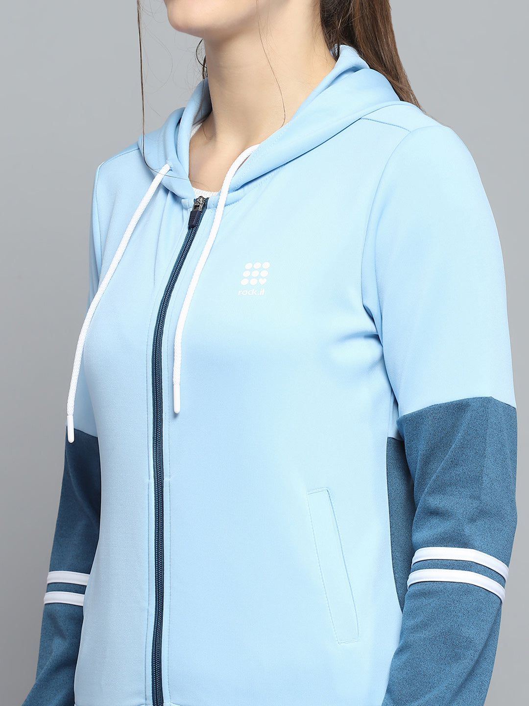 Women Blue Solid Hooded Full Sleeve Tracksuit