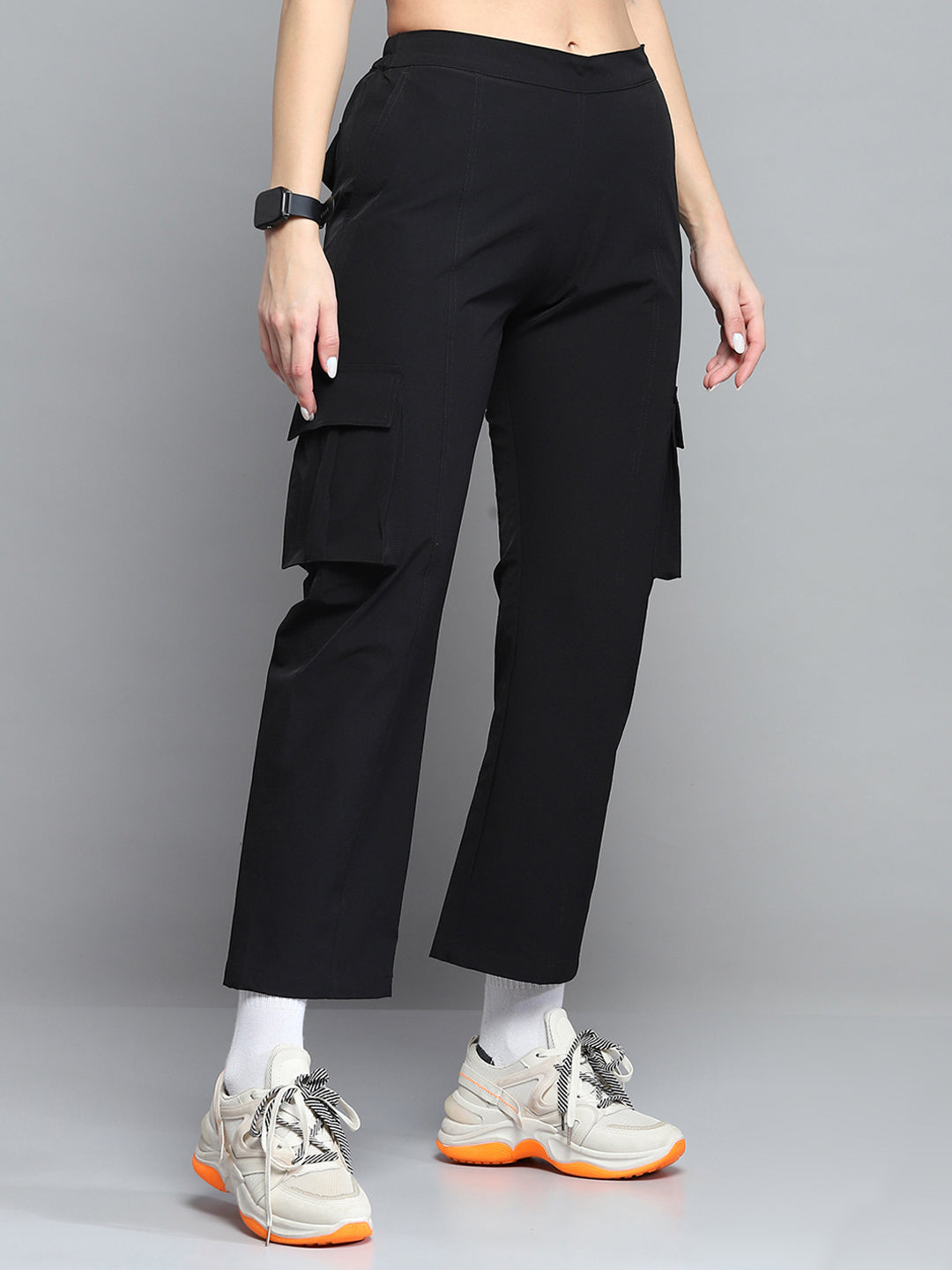 Women Black Solid Regular Fit Lower