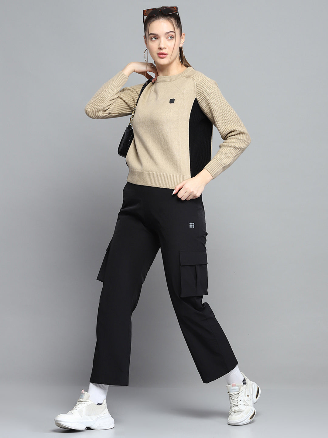 Women Beige Solid Round Neck Full Sleeve Pullover