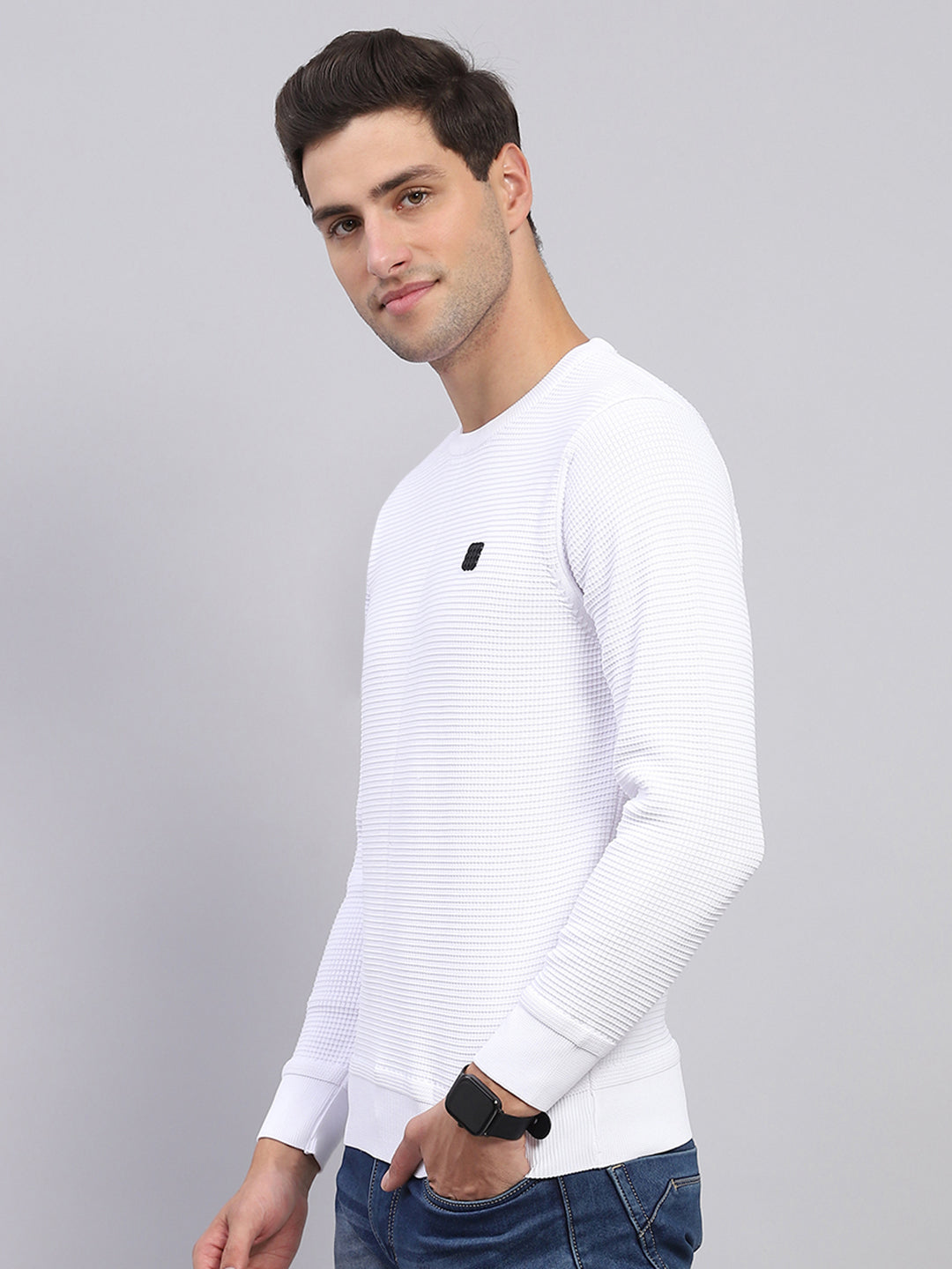 Men White Solid Round Neck Full Sleeve Pullover