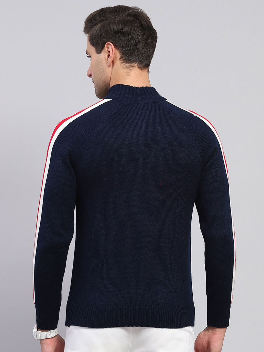 Men Navy Blue Solid Mock Neck Full Sleeve Pullover