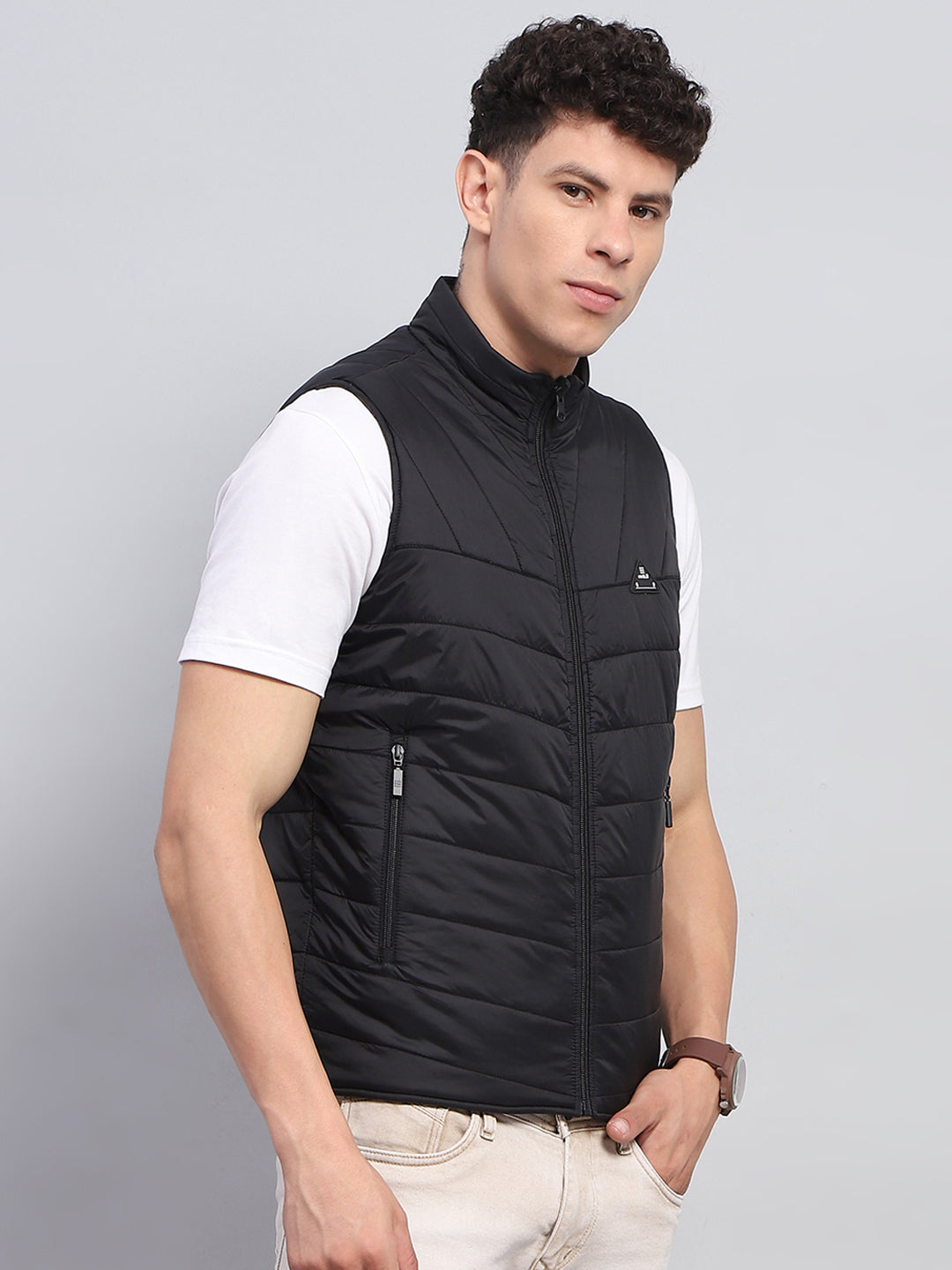 Men Black Solid Mock Neck Sleeveless Jacket