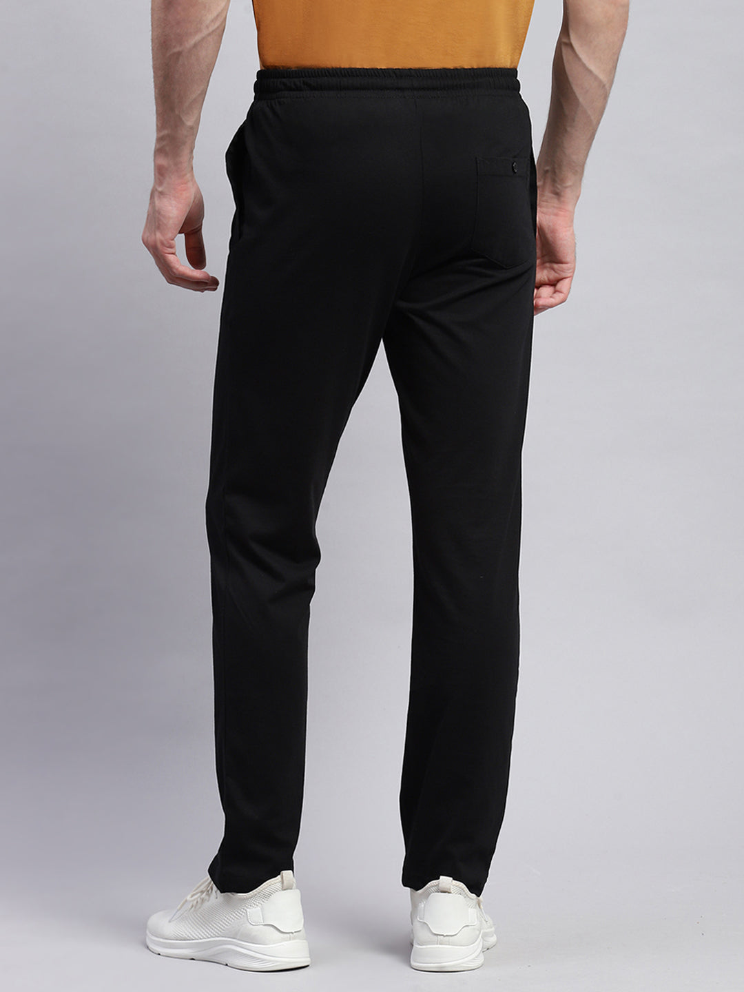 Men Black Solid Regular Fit Lower