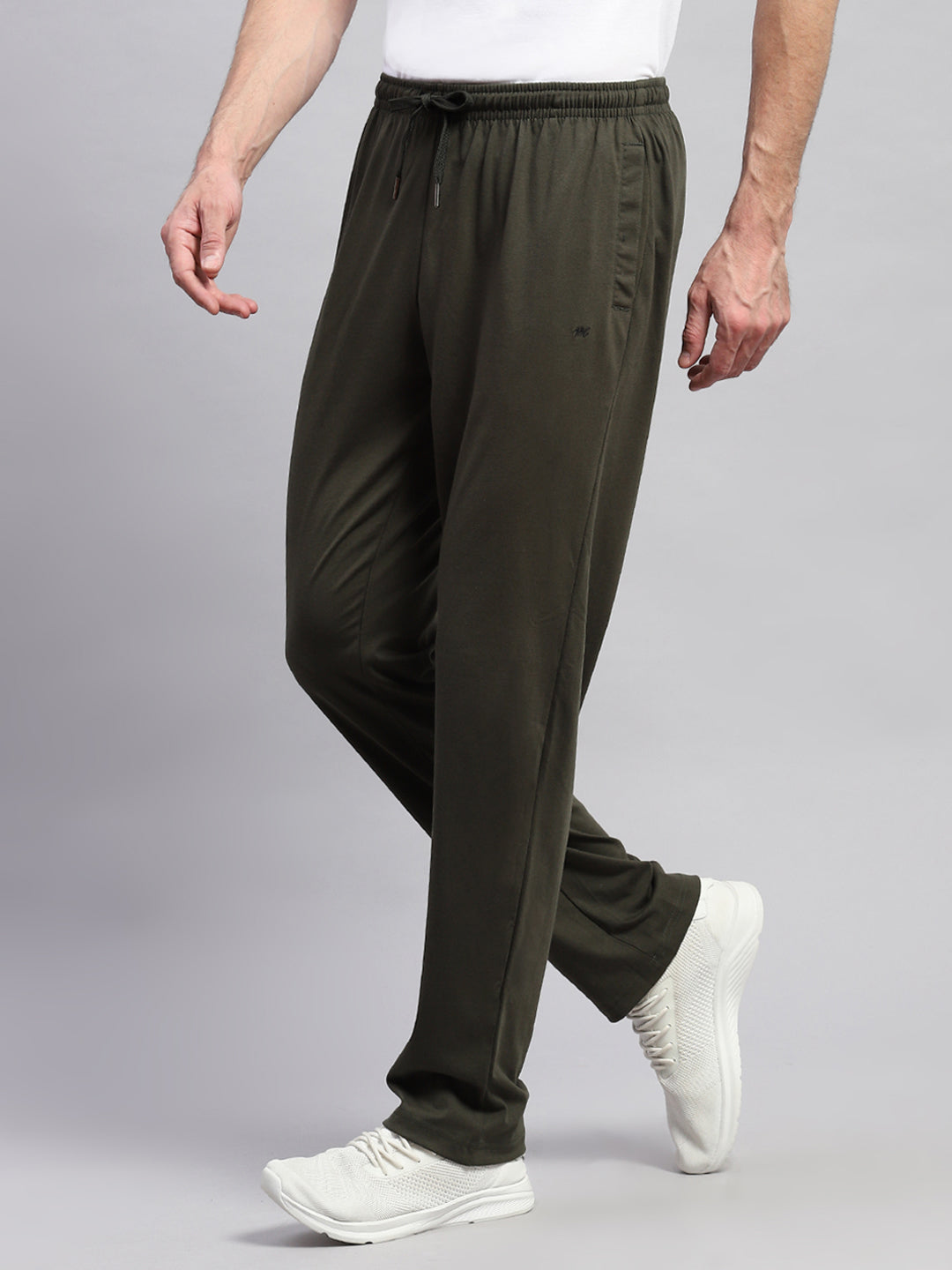 Men Olive Solid Regular Fit Lower