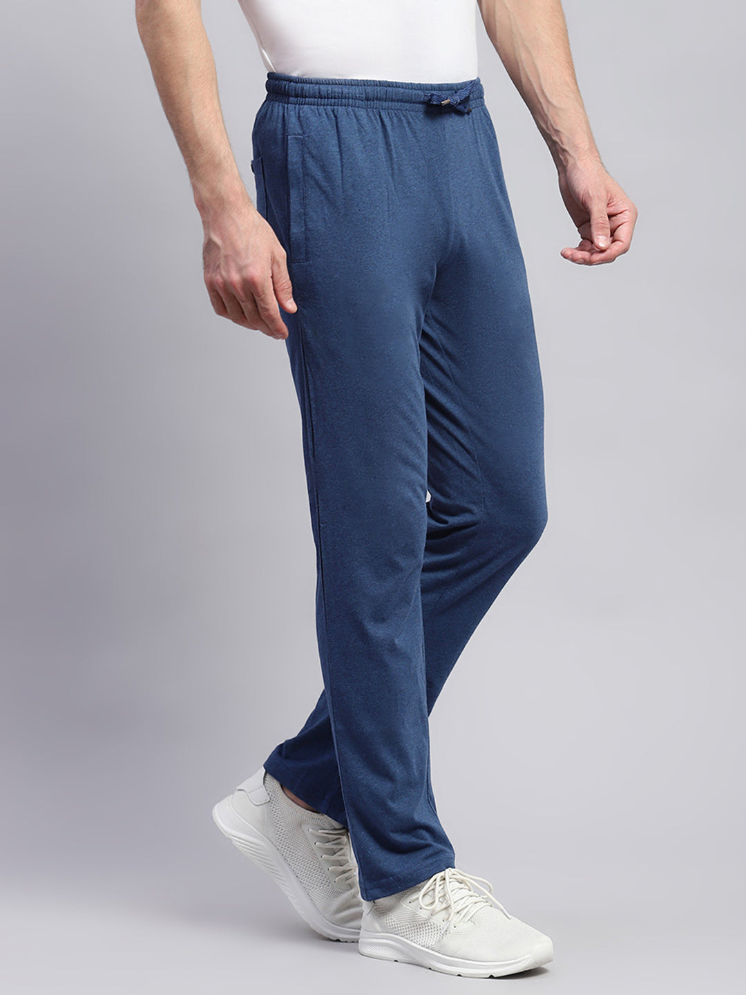 Men Blue Solid Regular Fit Lower