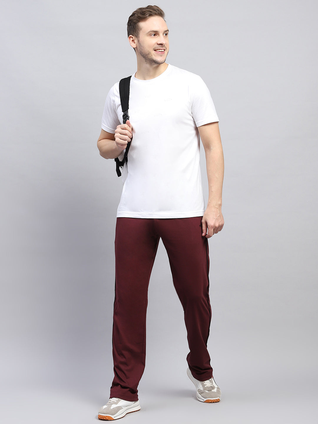 Men Maroon Solid Regular Fit Lower