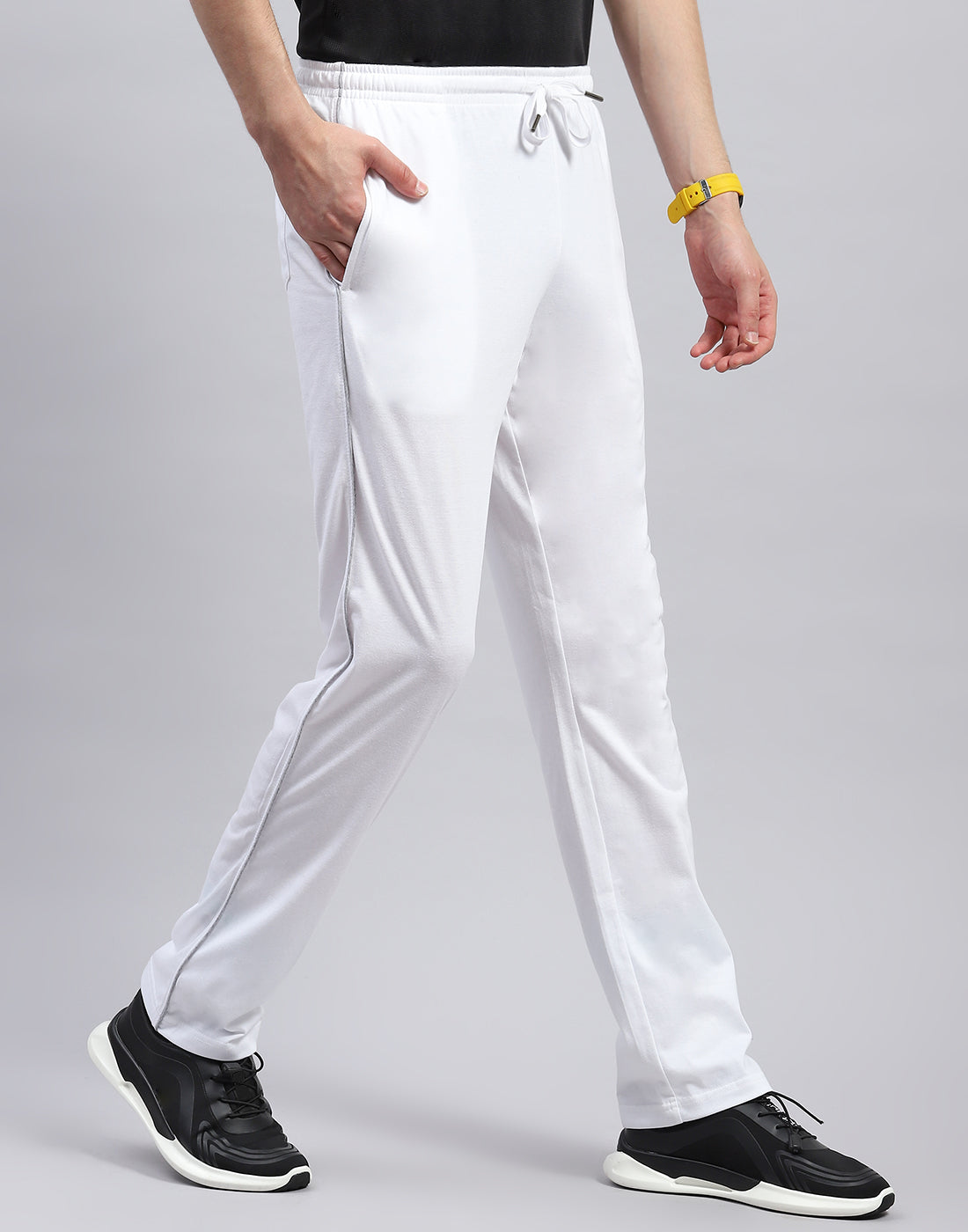 Men White Solid Regular Fit Lower