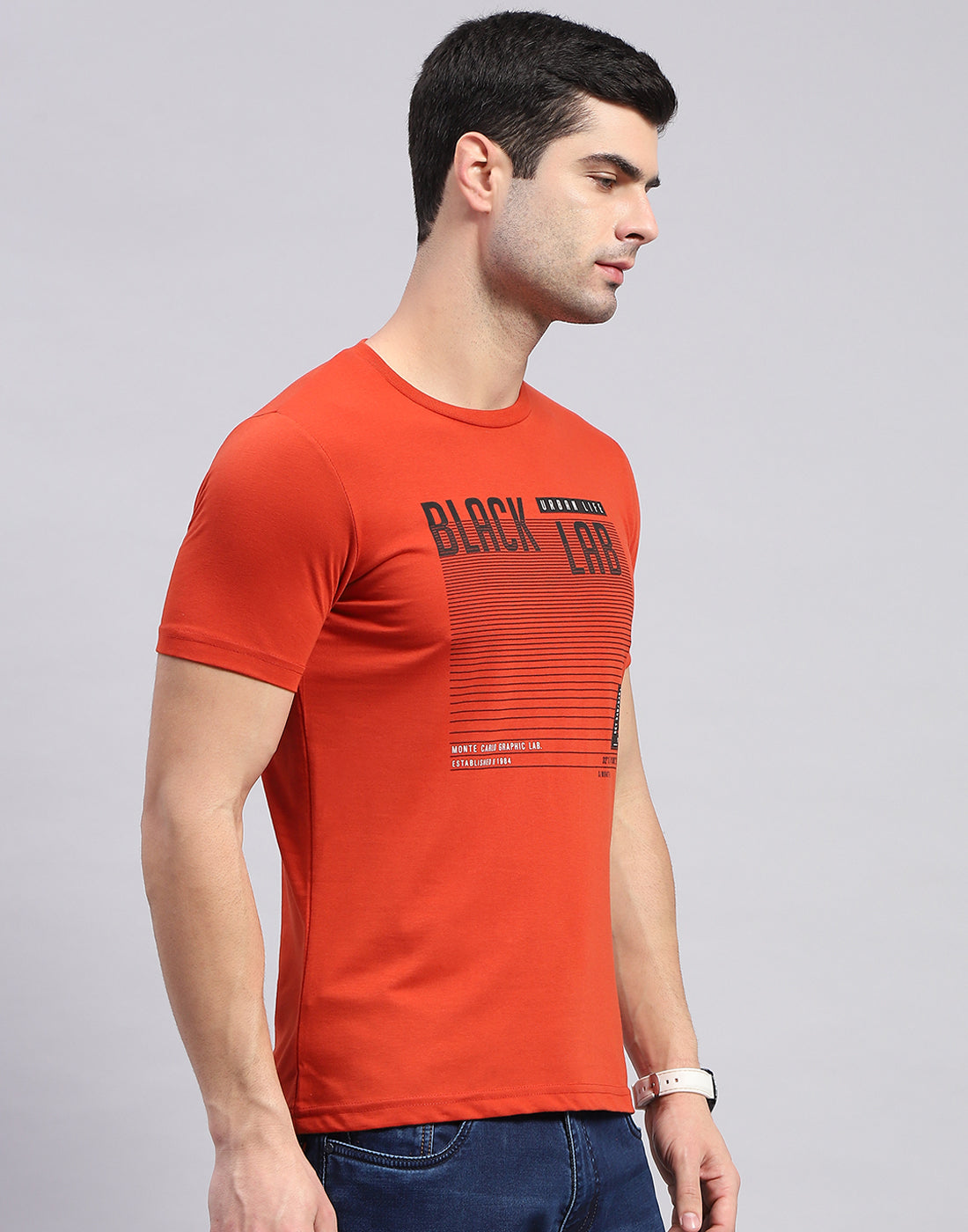 Men Navy Blue & Rust Solid Round Neck Half Sleeve T-Shirt