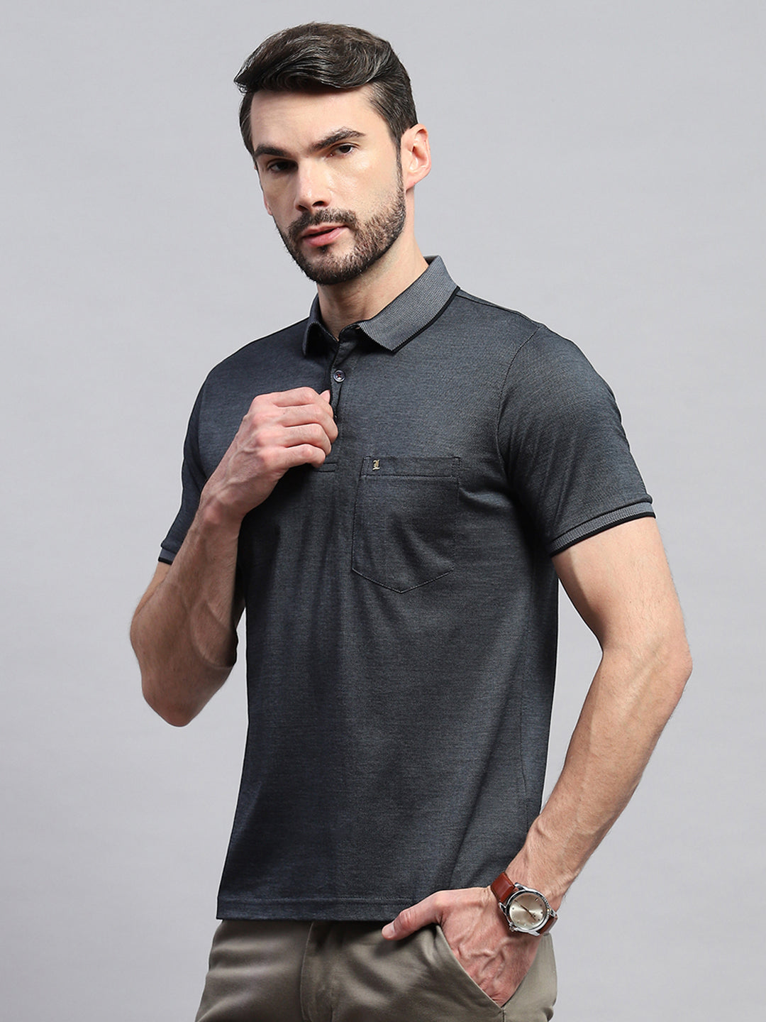 Men Black Solid Collar Half Sleeve T-Shirt