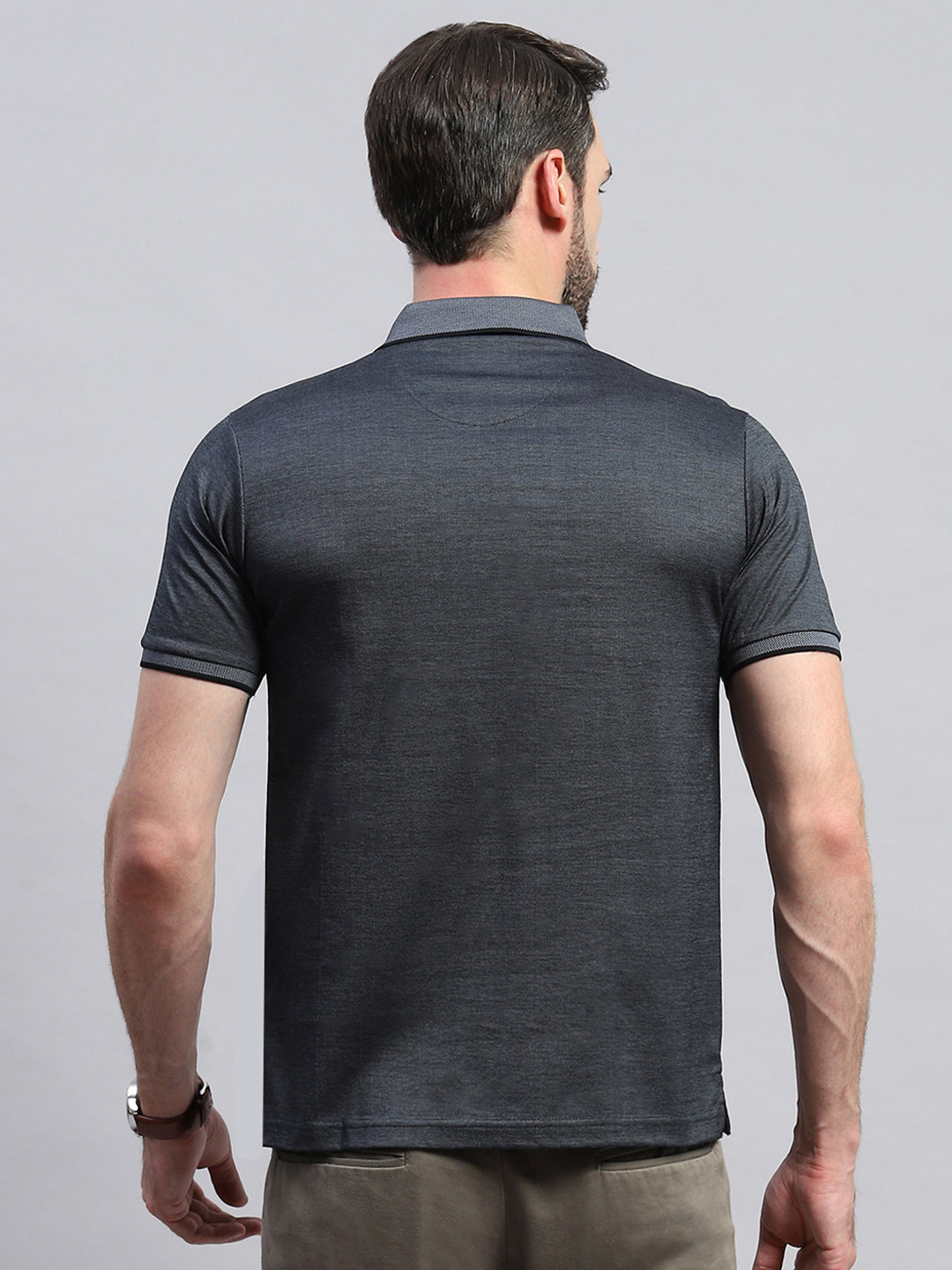 Men Black Solid Collar Half Sleeve T-Shirt