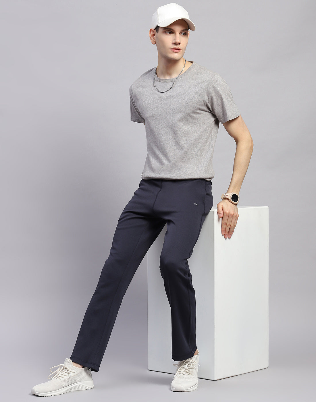 Men Navy Blue Solid Regular Fit Lower