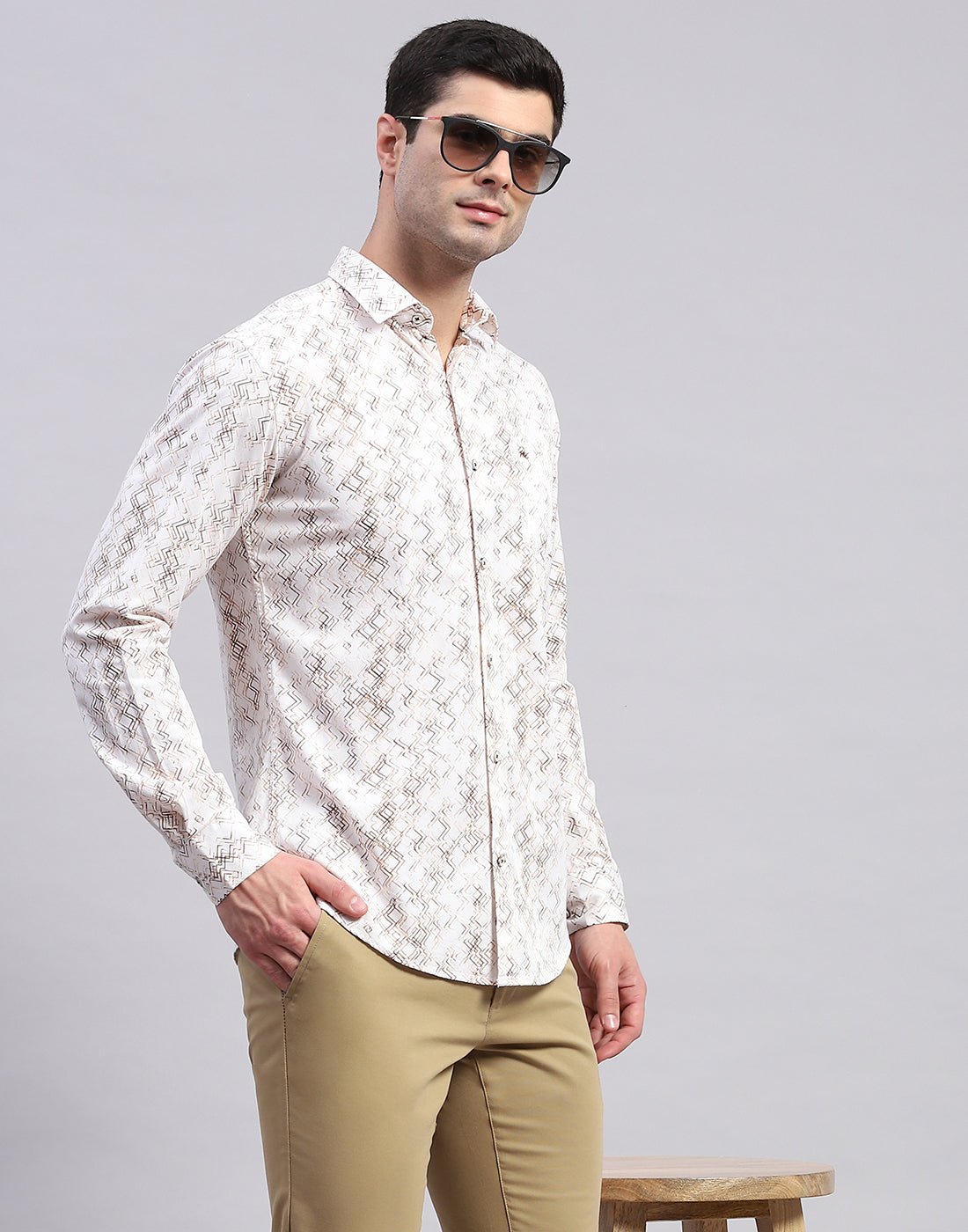 Men Brown Printed Collar Full Sleeve Shirt