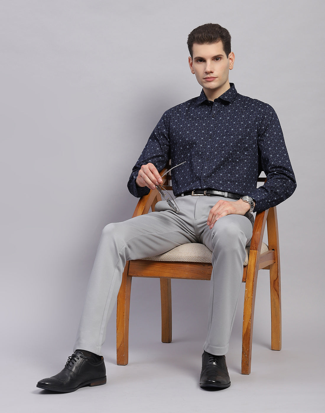 Men Navy Blue Printed Collar Full Sleeve Shirt