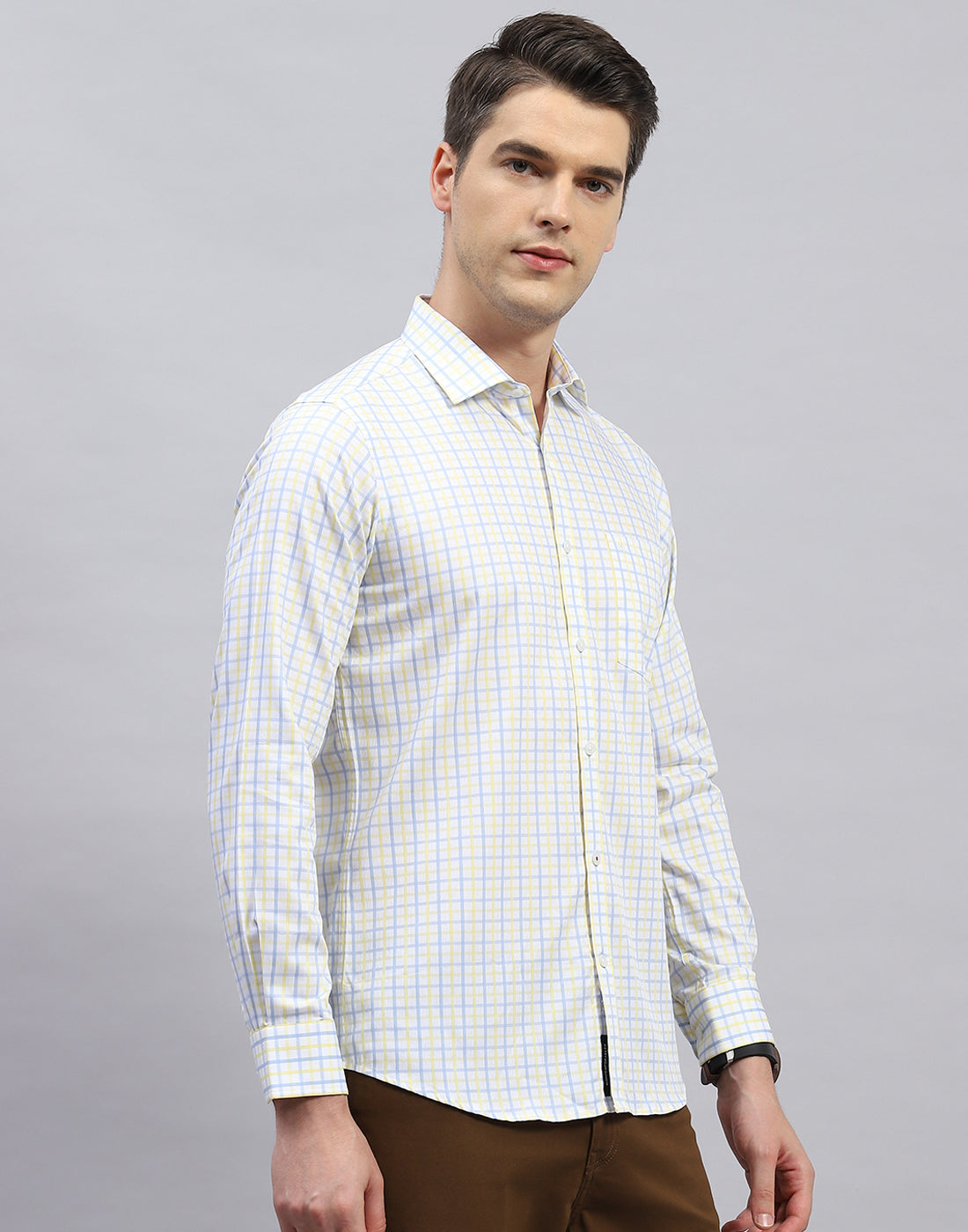 Men Off White Check Collar Full Sleeve Shirt