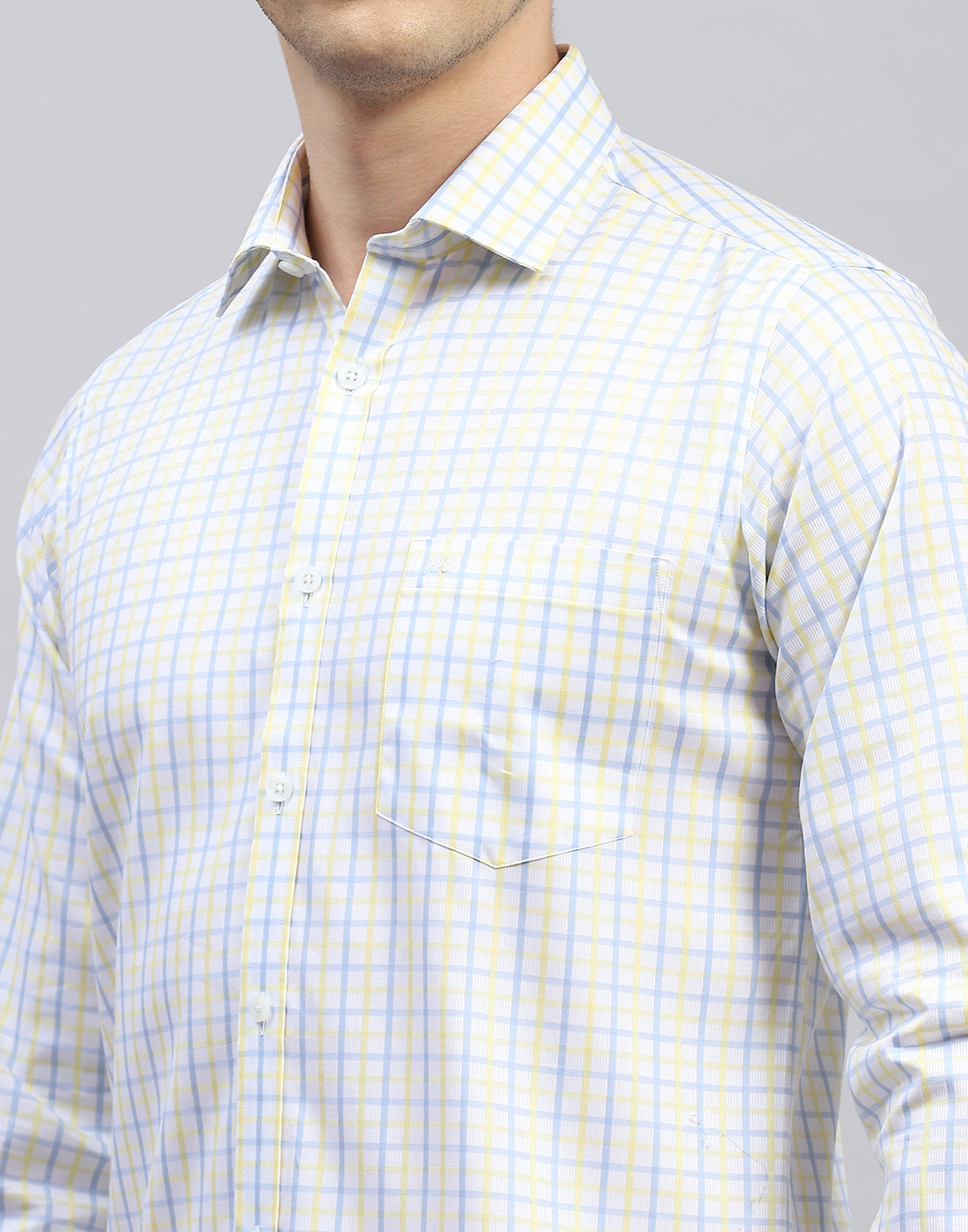 Men Off White Check Collar Full Sleeve Shirt