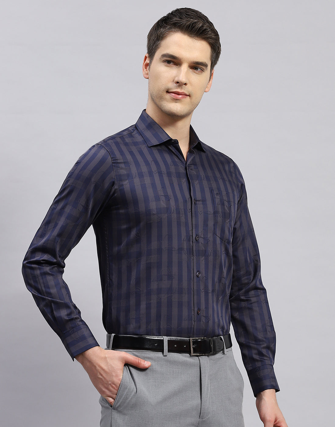 Men Grey Check Collar Full Sleeve Shirt