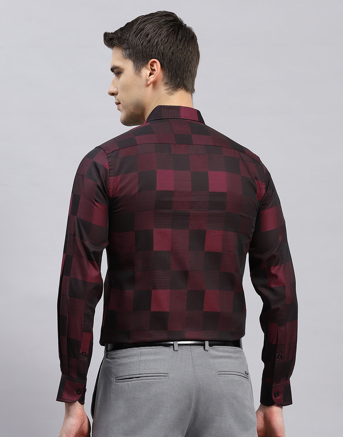 Men Maroon Check Collar Full Sleeve Shirt