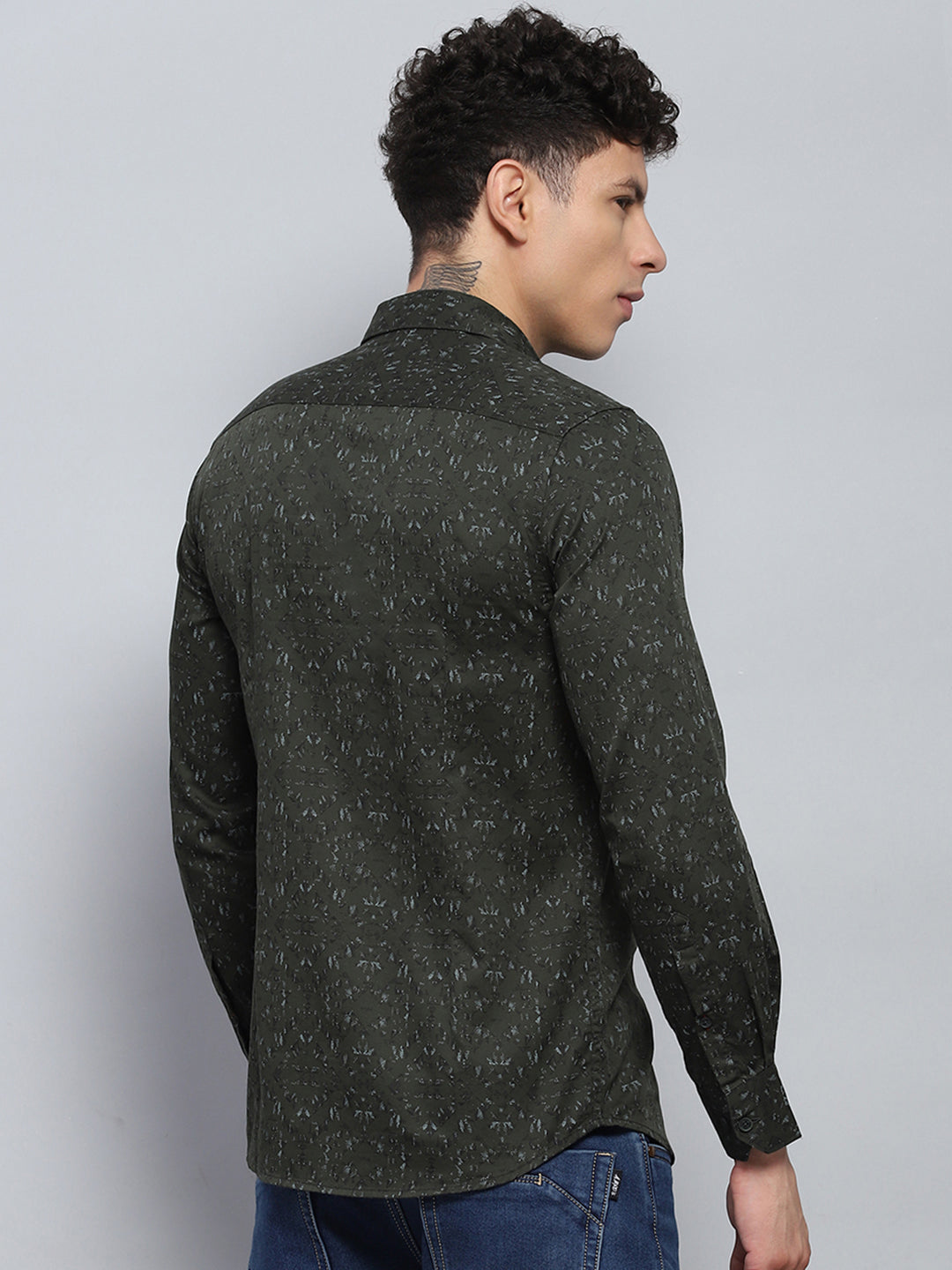 Men Green Printed Collar Full Sleeve Shirt