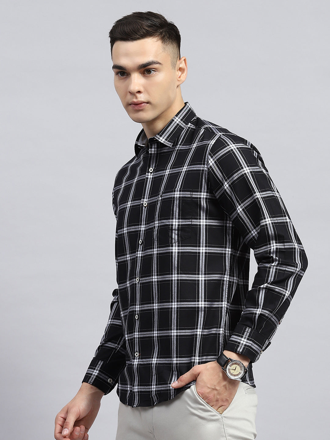 Men Black Check Collar Full Sleeve Shirt