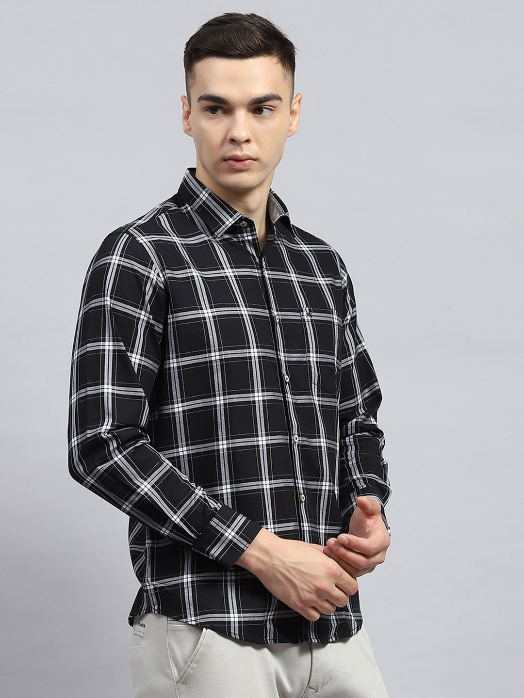 Men Black Check Collar Full Sleeve Shirt