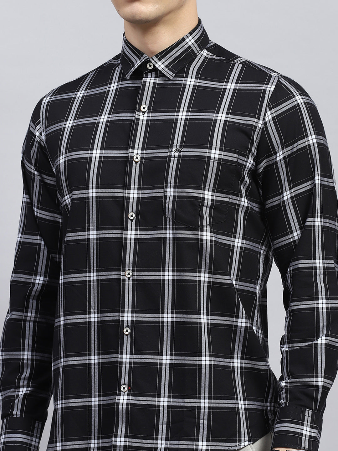 Men Black Check Collar Full Sleeve Shirt