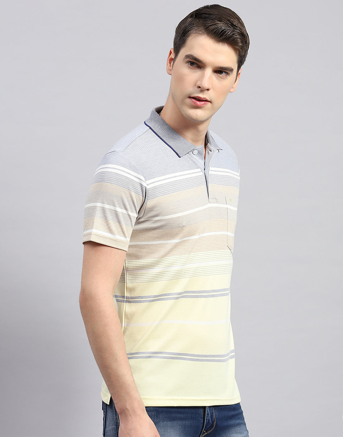 Men Yellow Stripe Collar Neck Half Sleeve T-Shirt