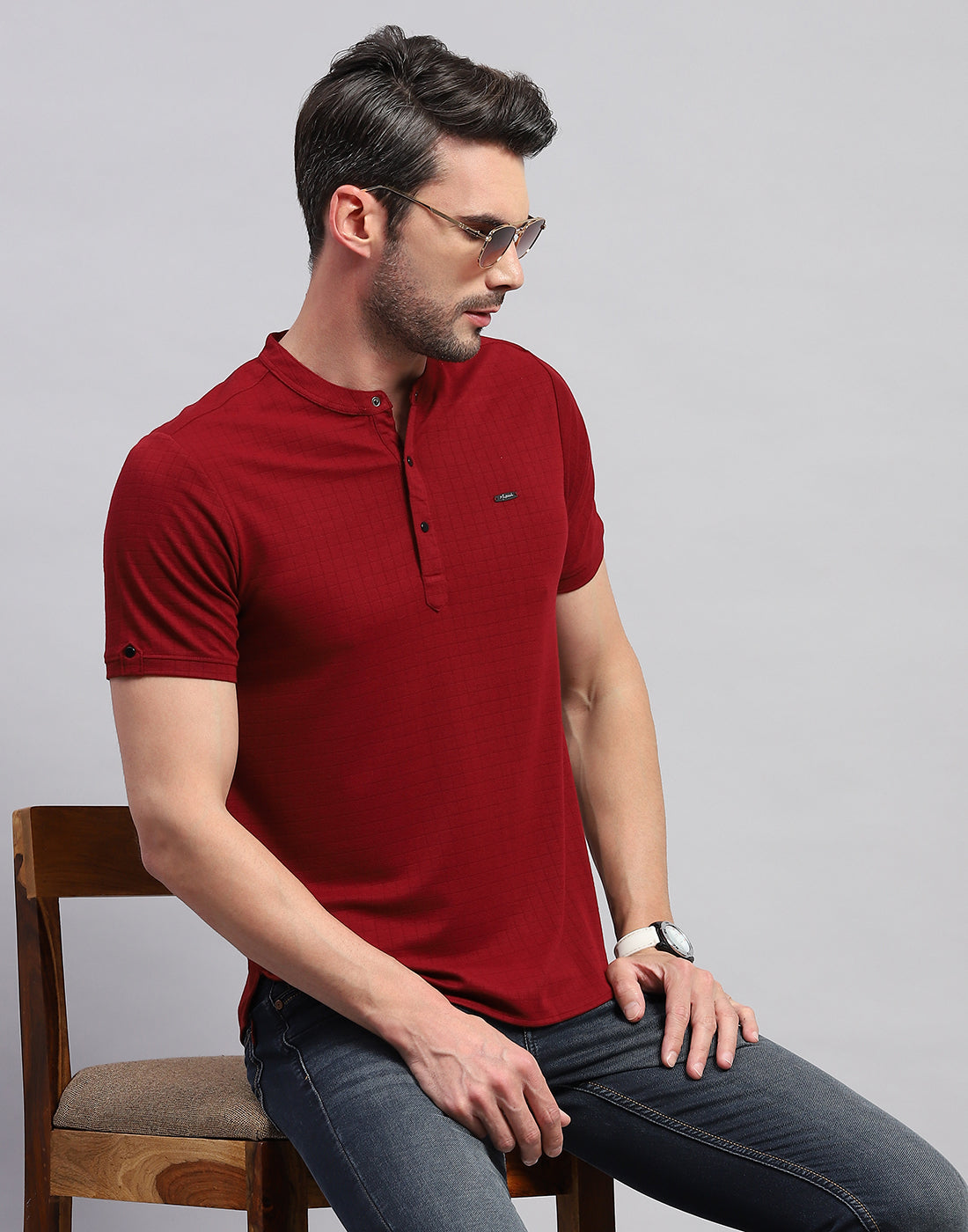 Men Maroon Solid Band Collar Half Sleeve T-Shirt