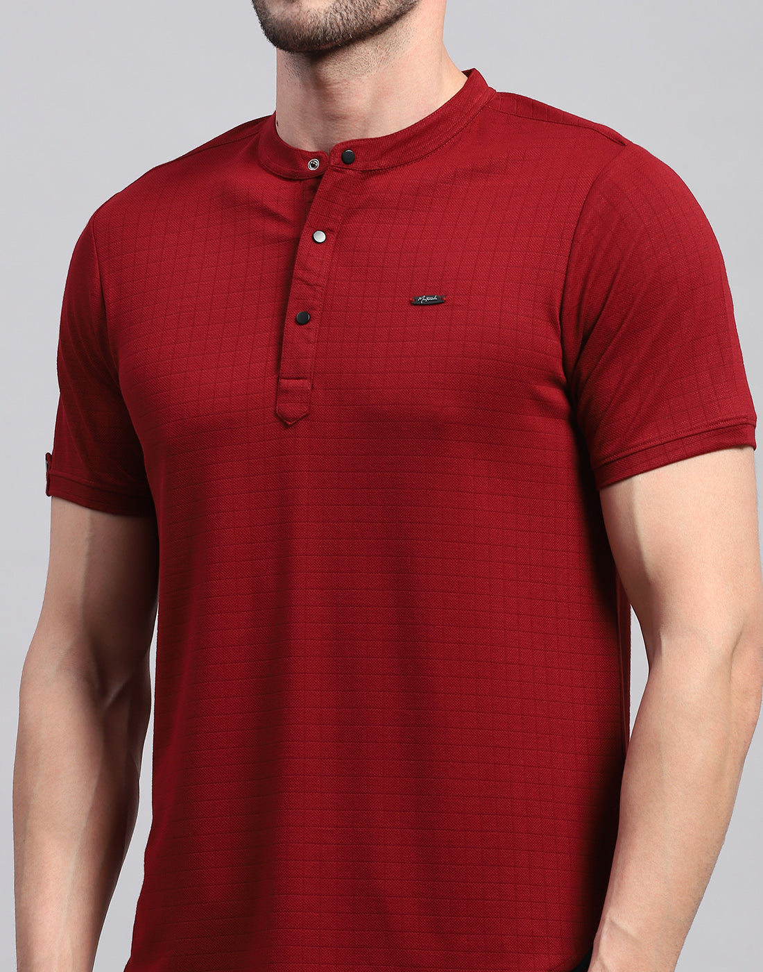 Men Maroon Solid Band Collar Half Sleeve T-Shirt