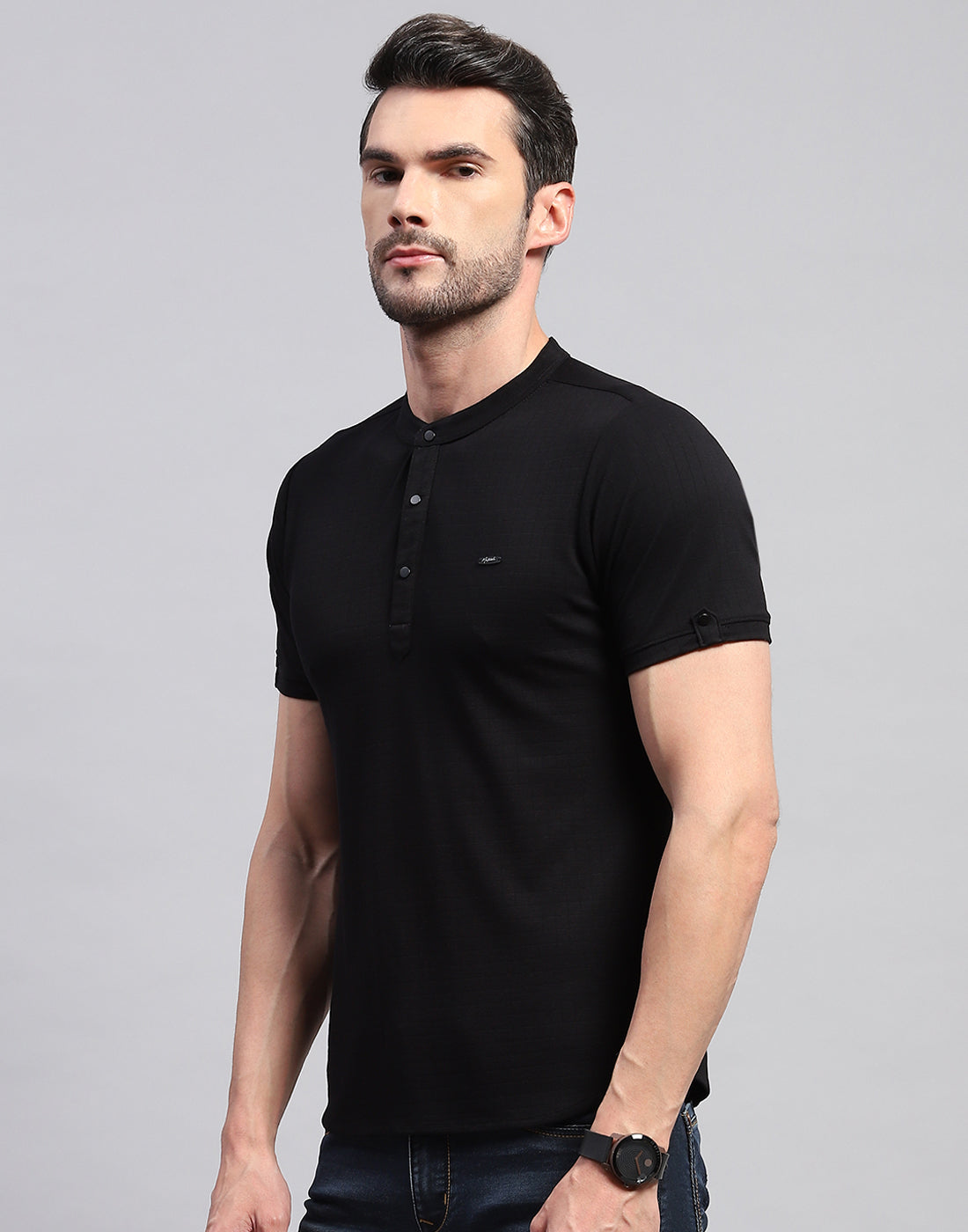 Men Black Solid Band Collar Half Sleeve T-Shirt