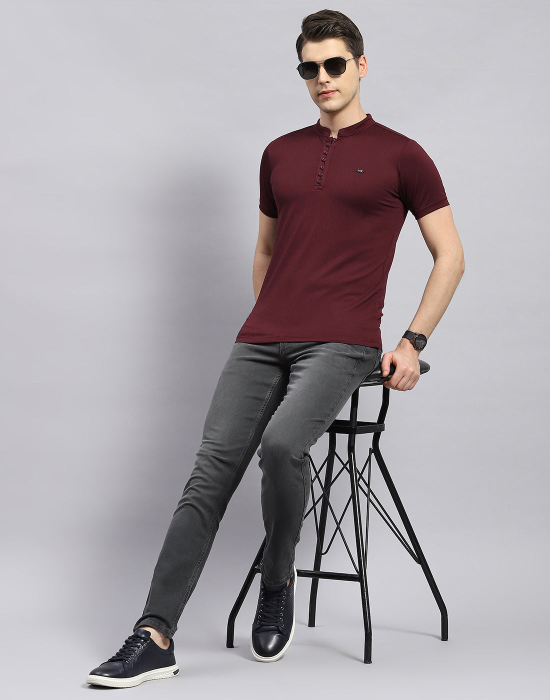 Men Maroon Solid Band Collar Half Sleeve T-Shirt