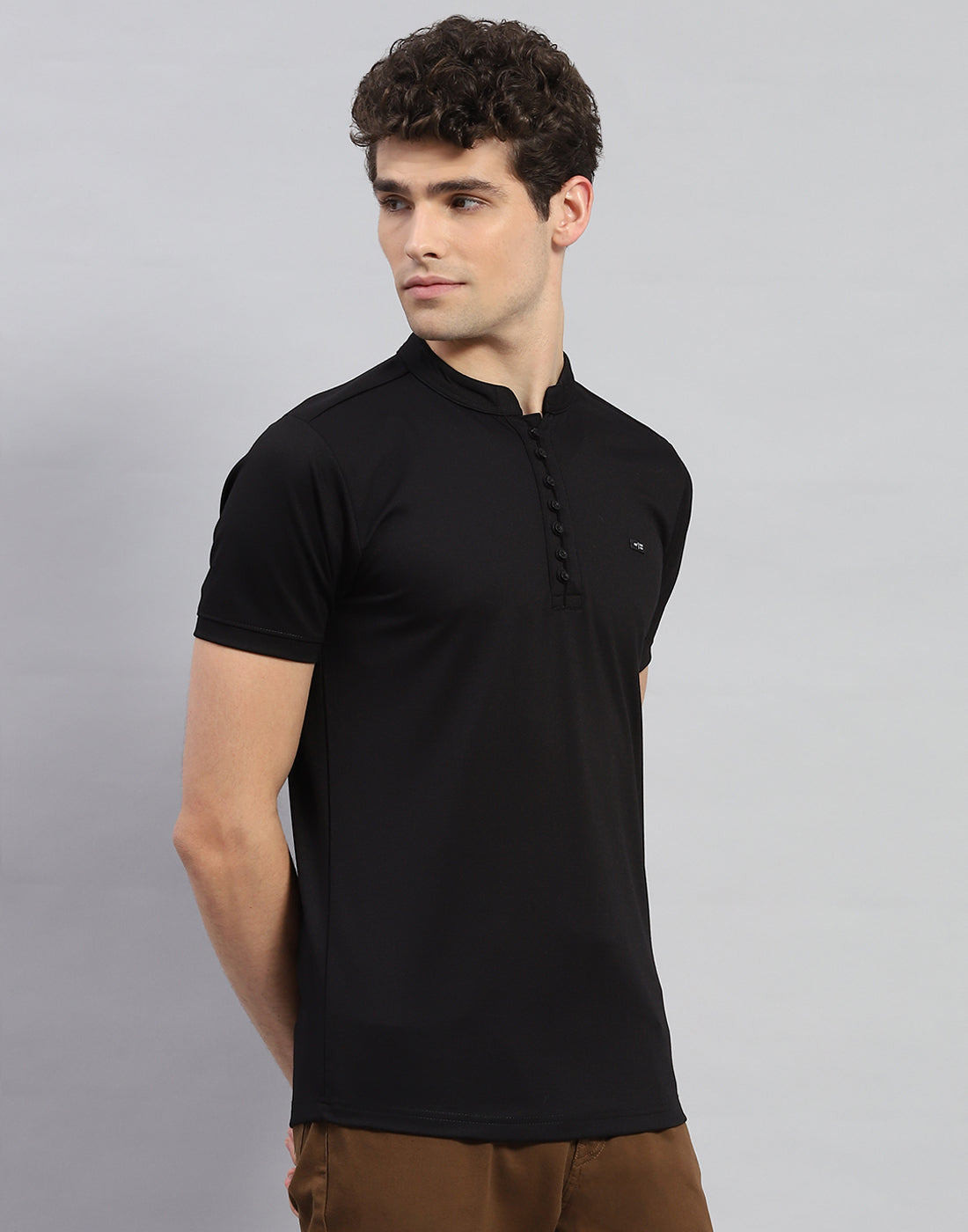 Men Black Solid  Mandarin Neck Half Sleeve T-Shirt