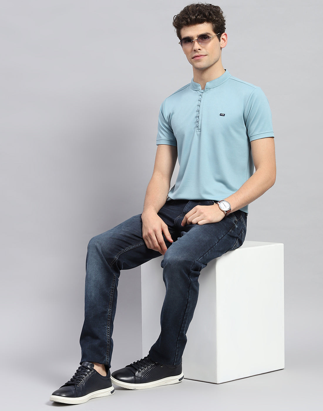 Men Sky Blue Solid  Mandarin Neck Half Sleeve T-Shirt