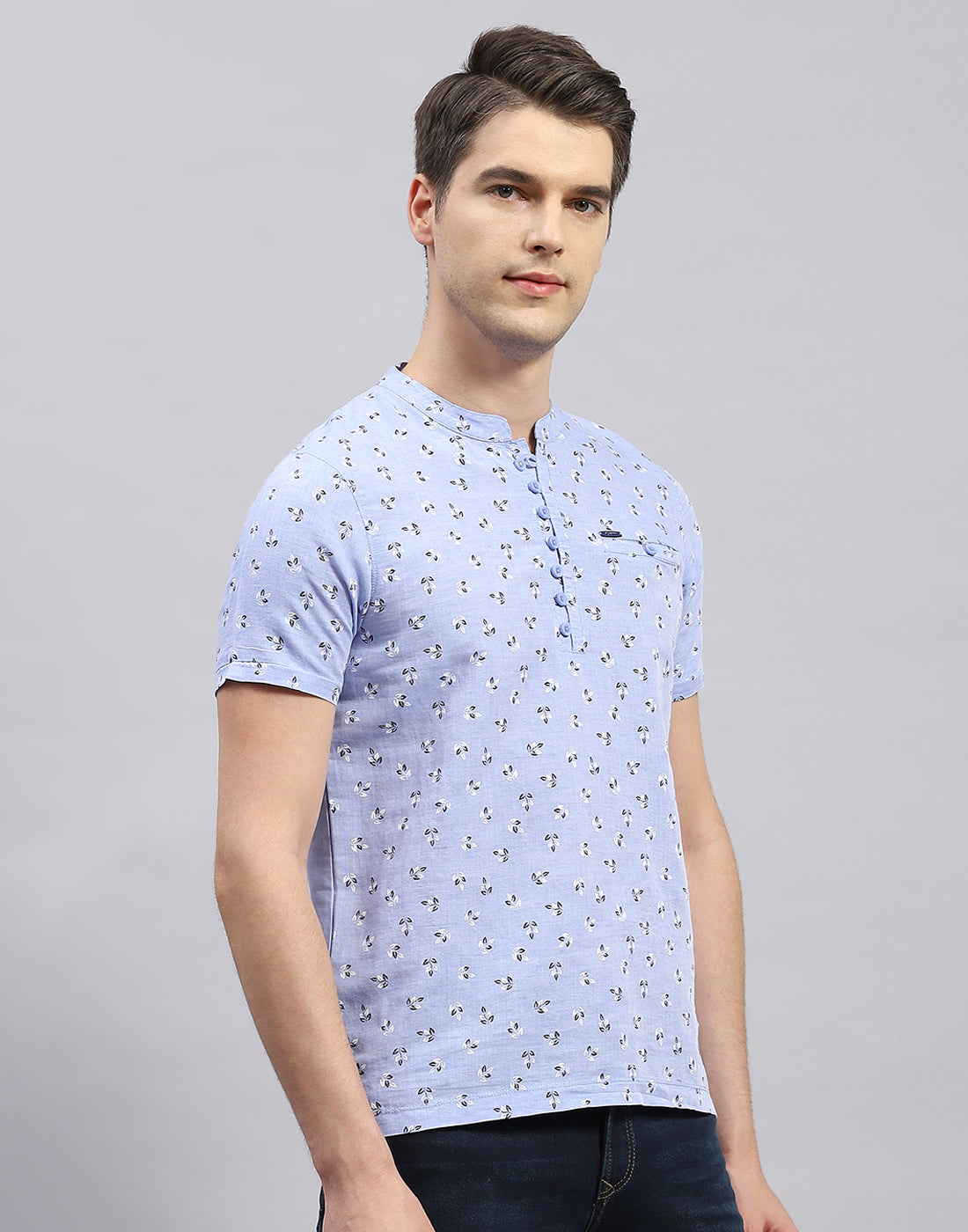 Men Sky Blue Printed Band Collar Half Sleeve Kurta