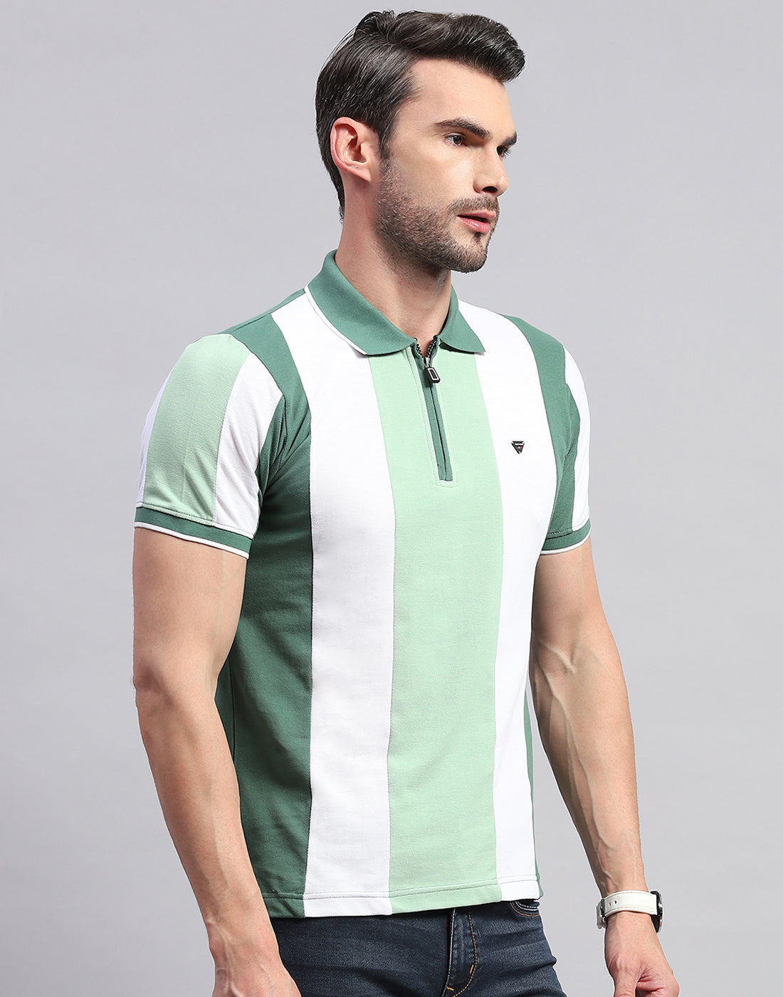 Men Green Solid Polo Collar Half Sleeve T-Shirt