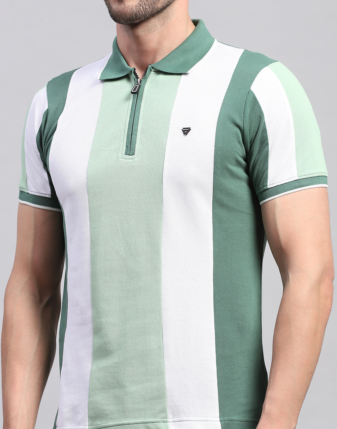 Men Green Solid Polo Collar Half Sleeve T-Shirt