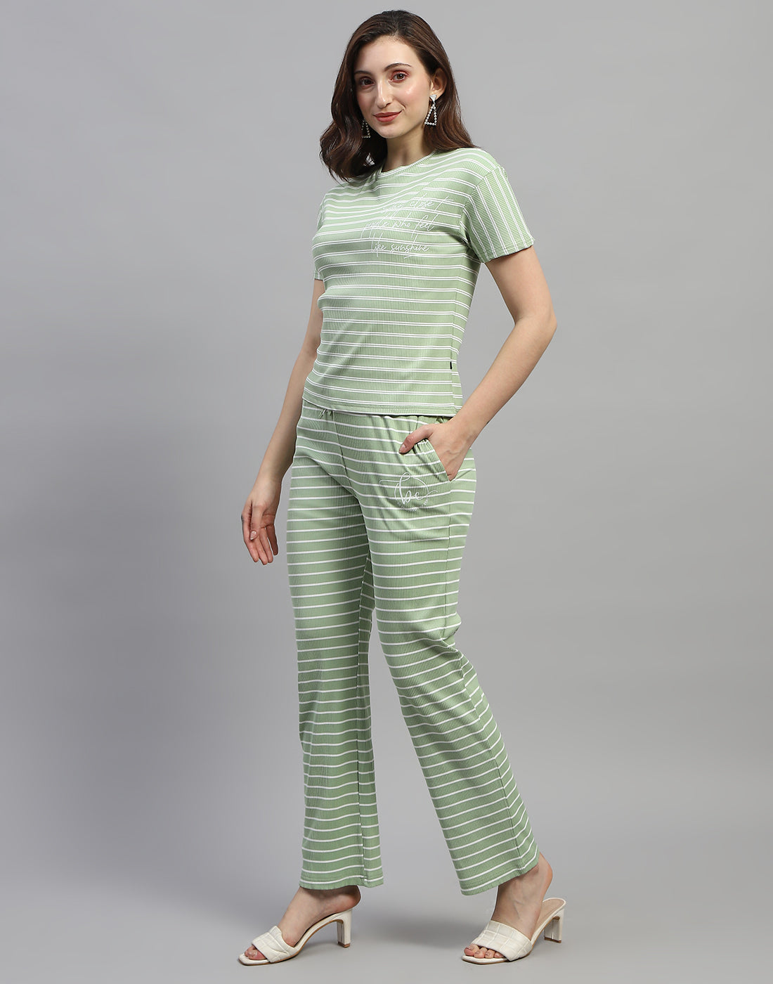 Women Green Printed Round Neck Half Sleeve Cords Set