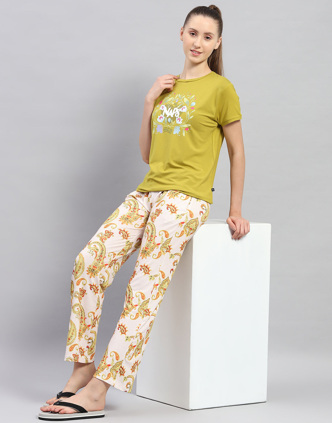 Women Mustard Printed Round Neck Half Sleeve Lower Set