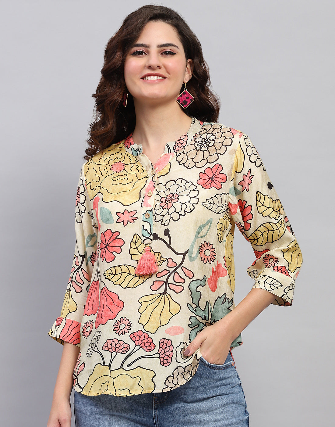 Women Beige Printed Fashion Neck 3/4 Sleeve Top