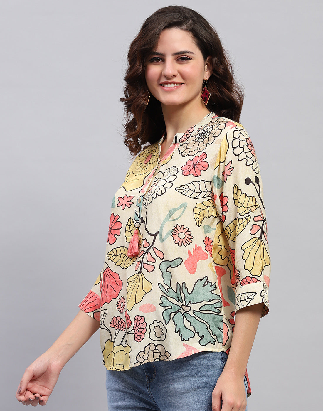 Women Beige Printed Fashion Neck 3/4 Sleeve Top