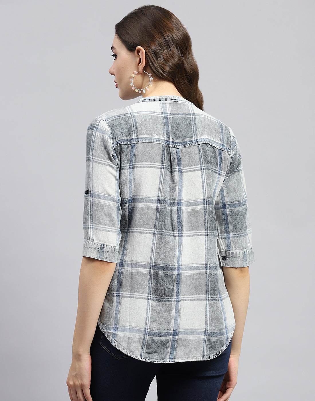 Women Grey Check Mandarin Neck Half Sleeve Top