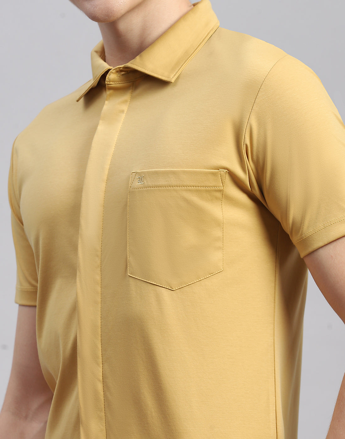 Men Mustard Solid Collar Half Sleeve Shirt