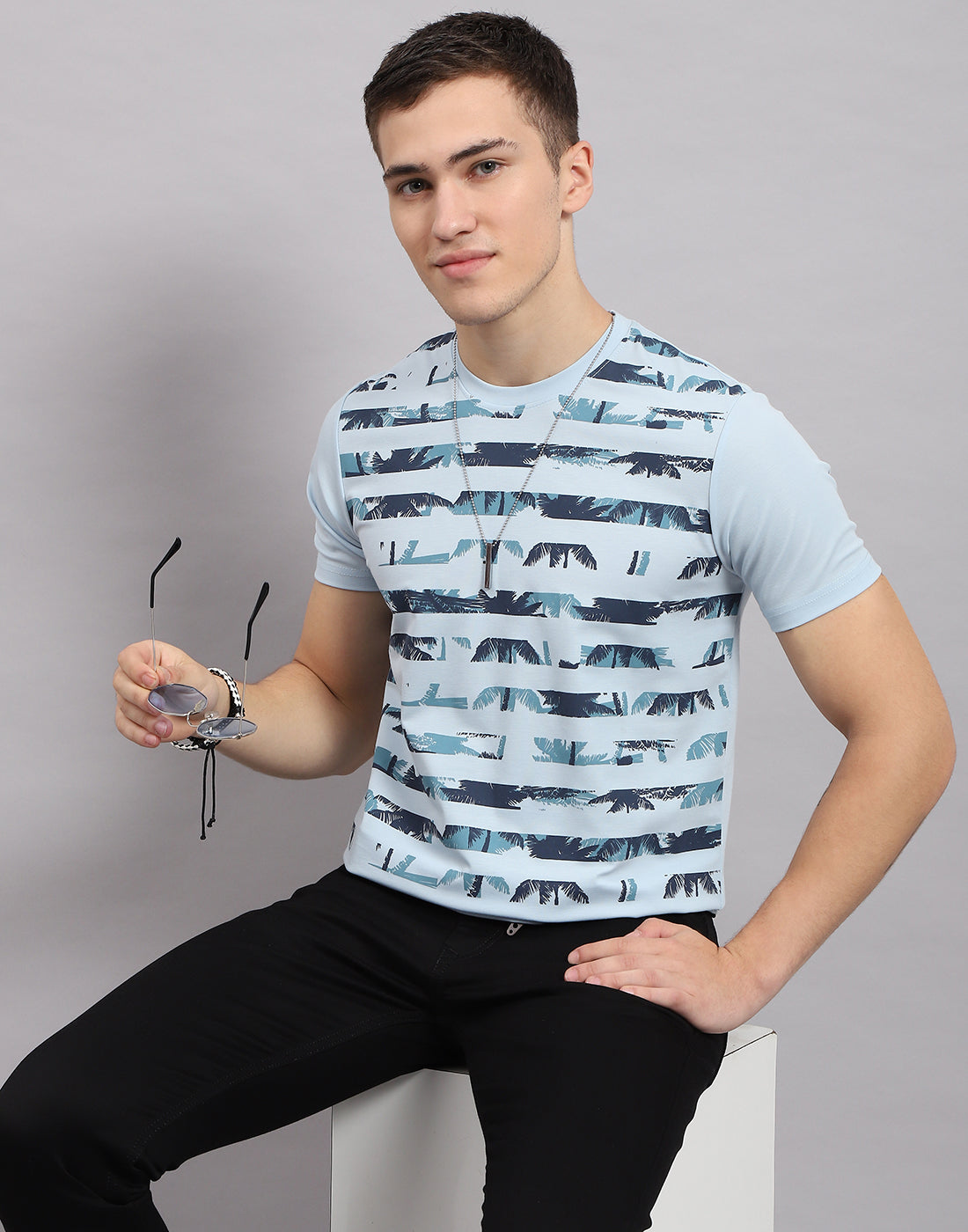 Men Sky Blue Stripe Round Neck Half Sleeve T-Shirt