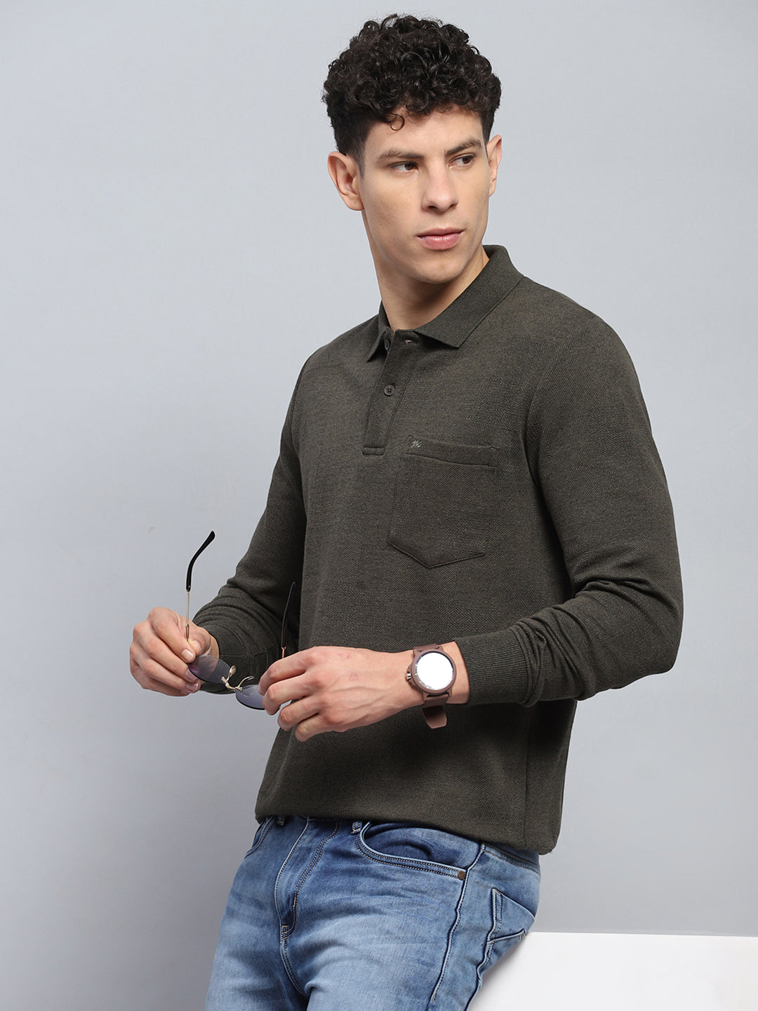 Men Olive Solid Collar Full Sleeve Winter T-Shirt